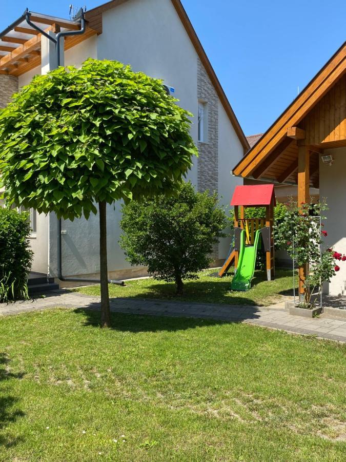 Magyar Apartman Iii. Hajdúszoboszló Zewnętrze zdjęcie