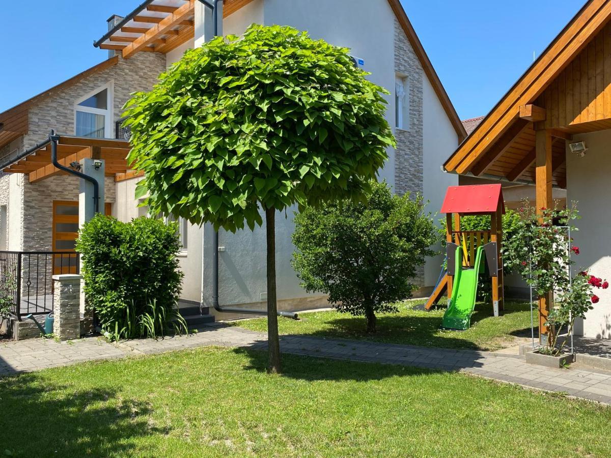 Magyar Apartman Iii. Hajdúszoboszló Zewnętrze zdjęcie