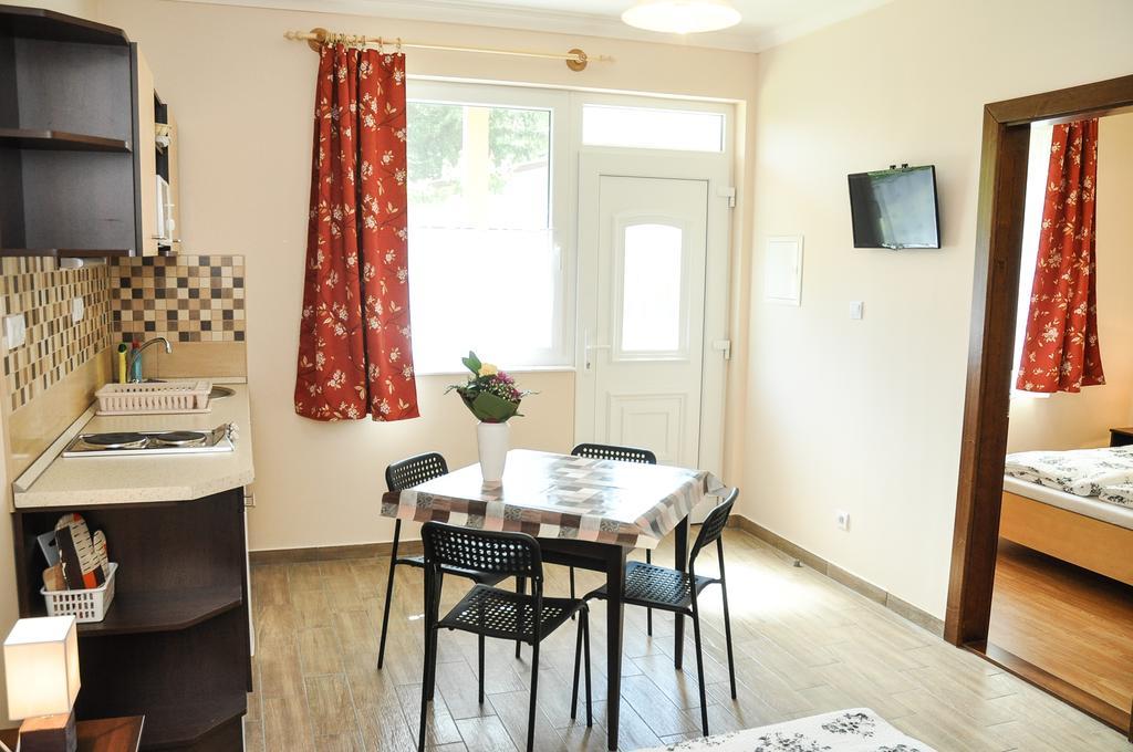 Magyar Apartman Iii. Hajdúszoboszló Zewnętrze zdjęcie